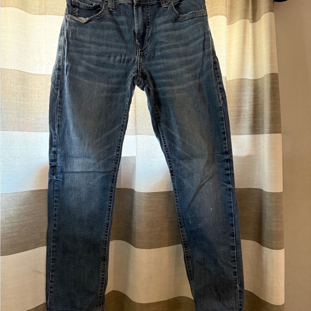 Classic Denim Straight-Leg Jeans for Men